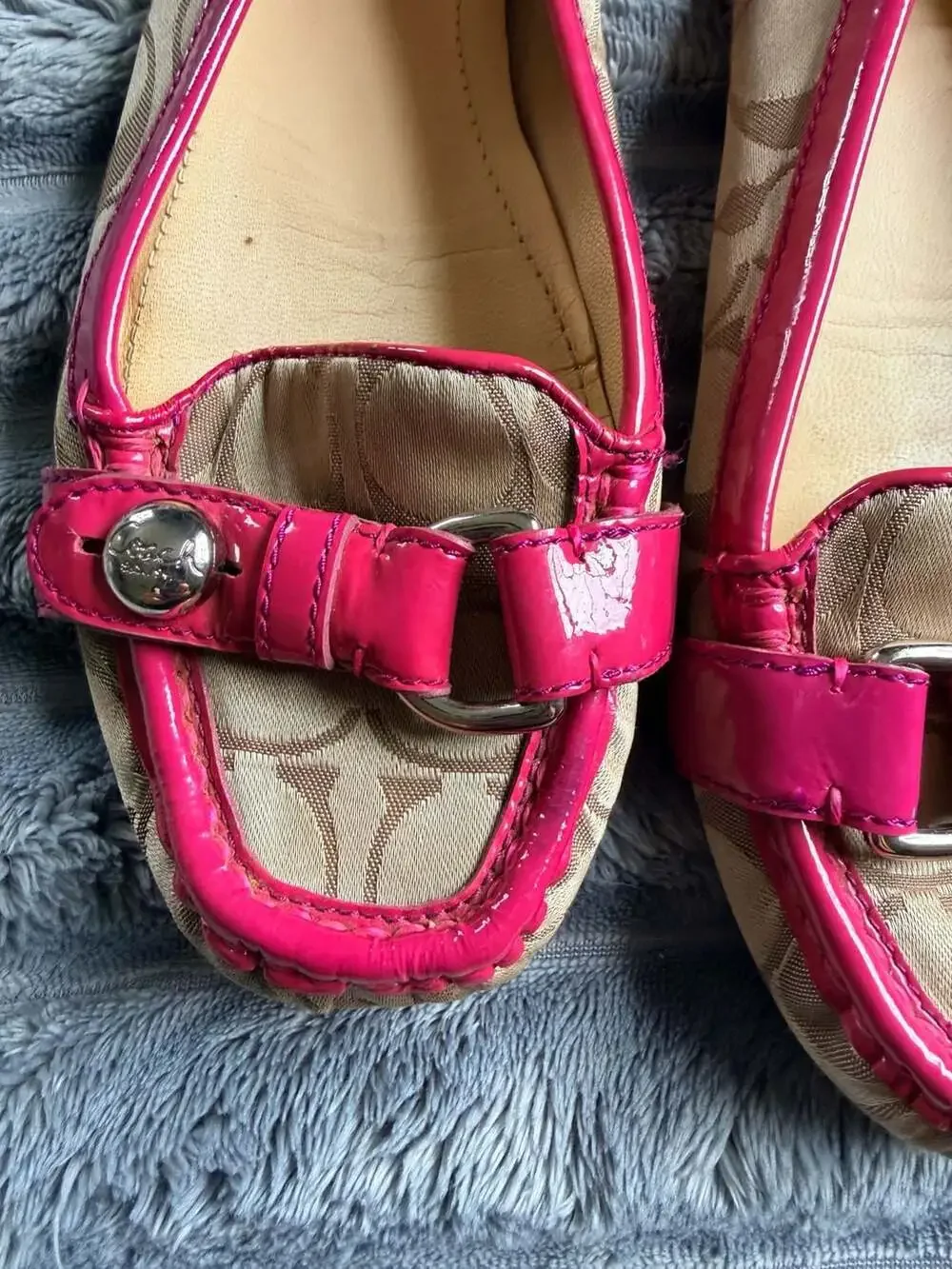 Coach Hellen Pink Patent Leather Trim Signature Canvas Flats Size 9B
